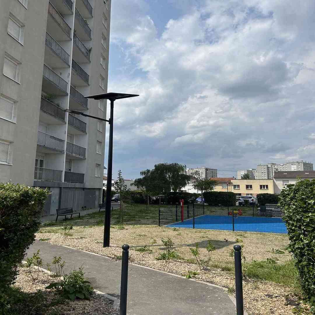 SSLXPRO, Residential Area