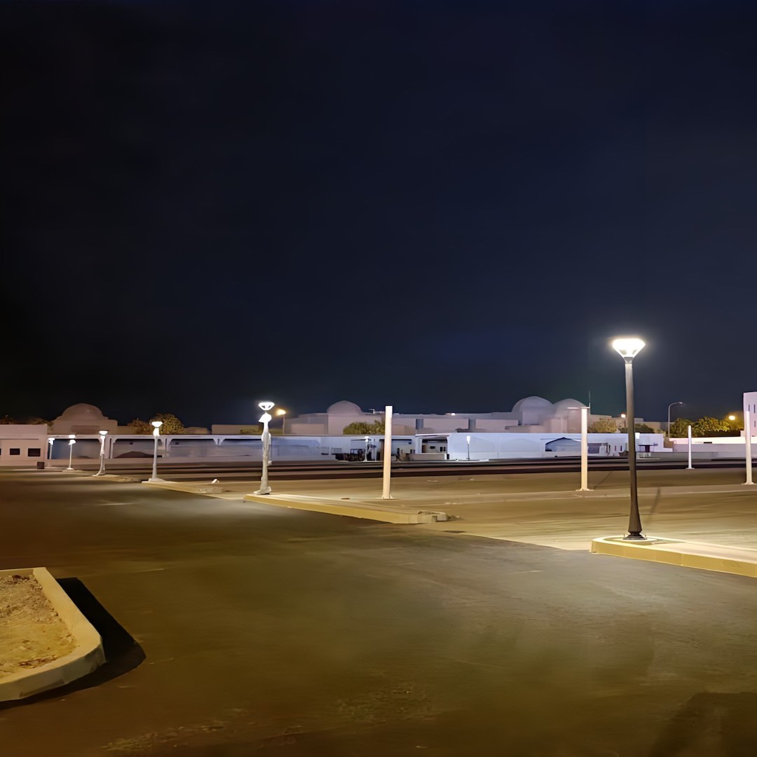 SOLAR POST TOP, Parking Area